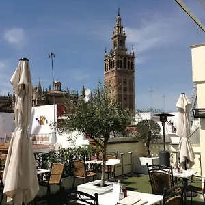 Palacio Alcazar Otel