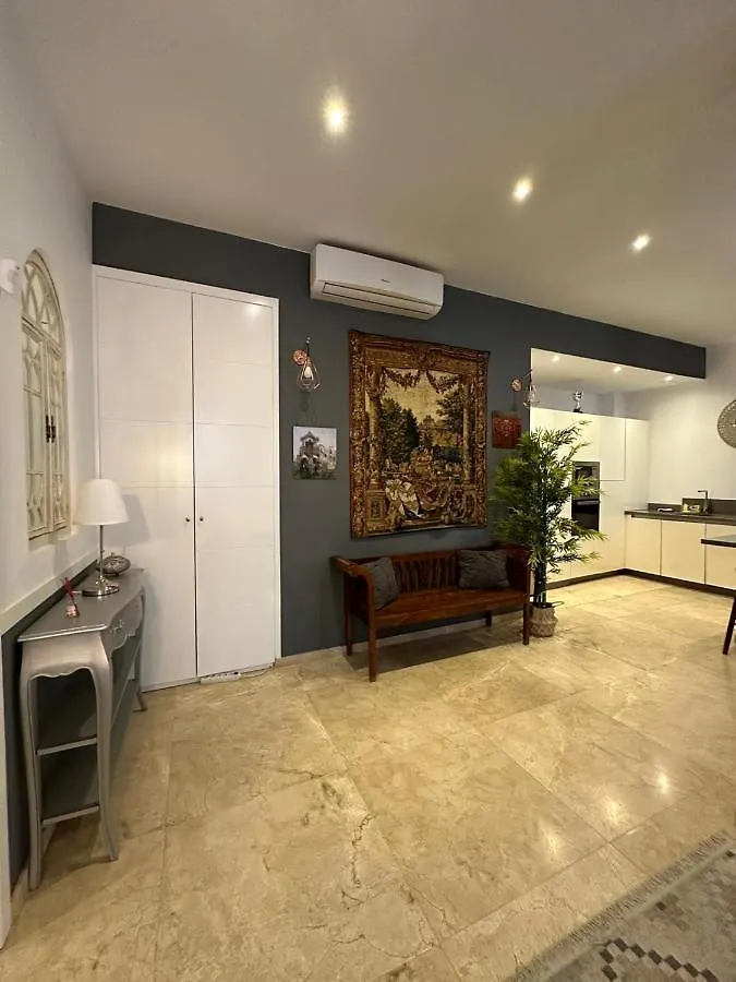 Apartment Panther Home Alfalfa Seville